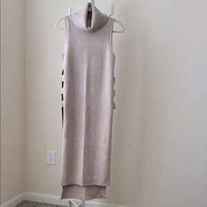 Sleeveless Taupe Knitted top